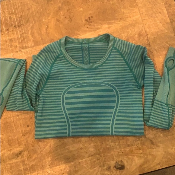 lululemon athletica Tops - Lulu lemon swiftly long sleeve shirt size 6